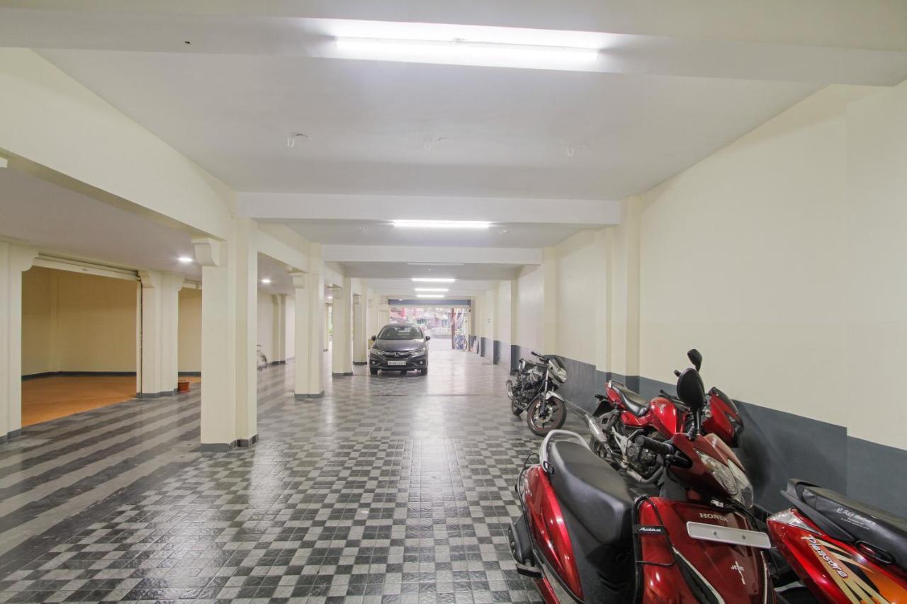 Oyo 62220 Hotel Stay Inn Kalján Kültér fotó