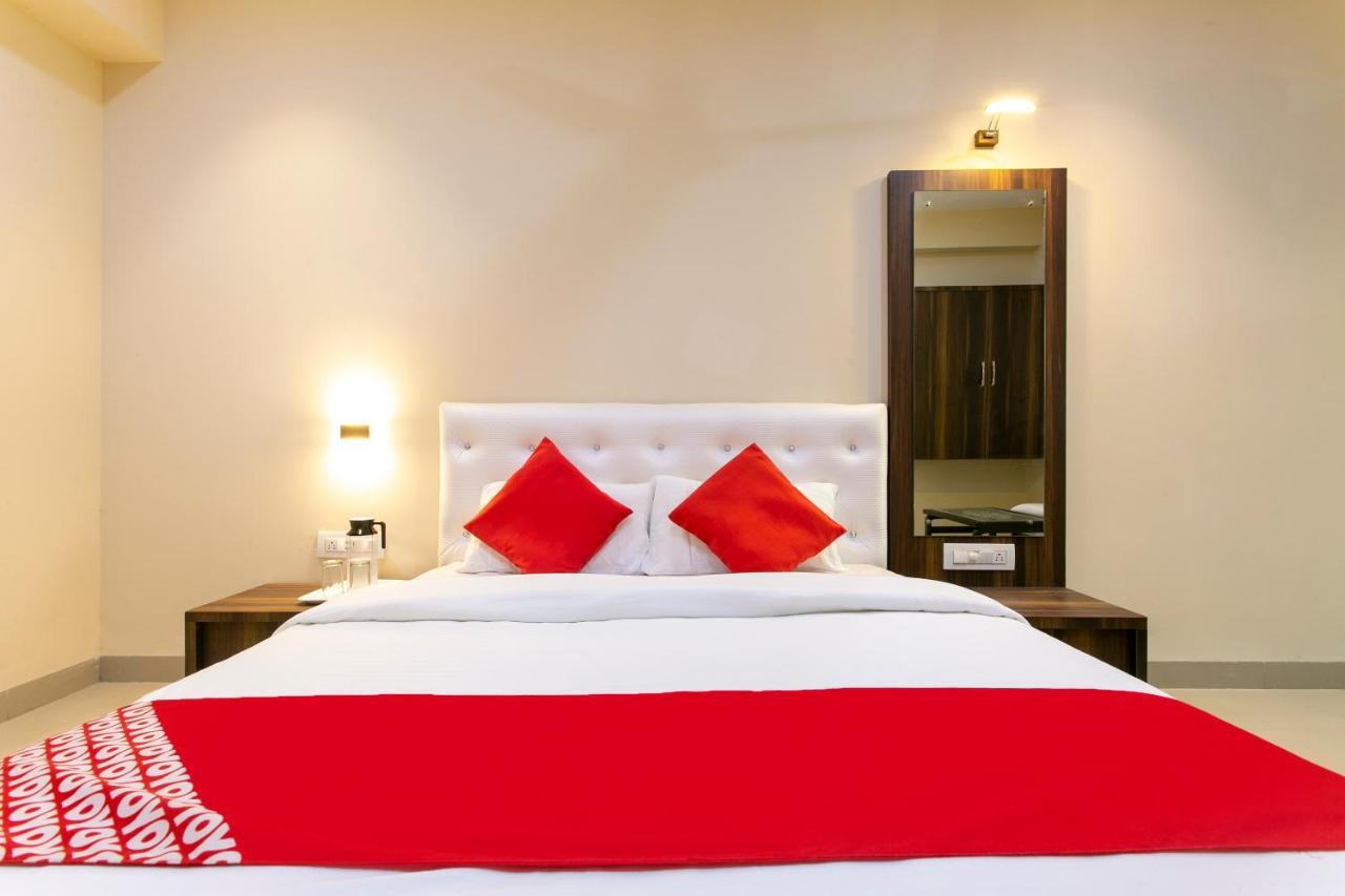 Oyo 62220 Hotel Stay Inn Kalján Kültér fotó